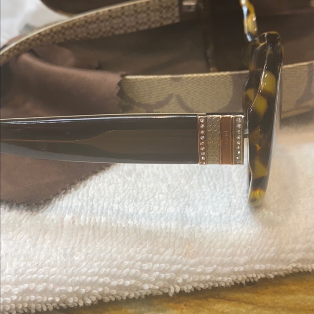 Authentic Coach sunglasses - Picture 2 of 5